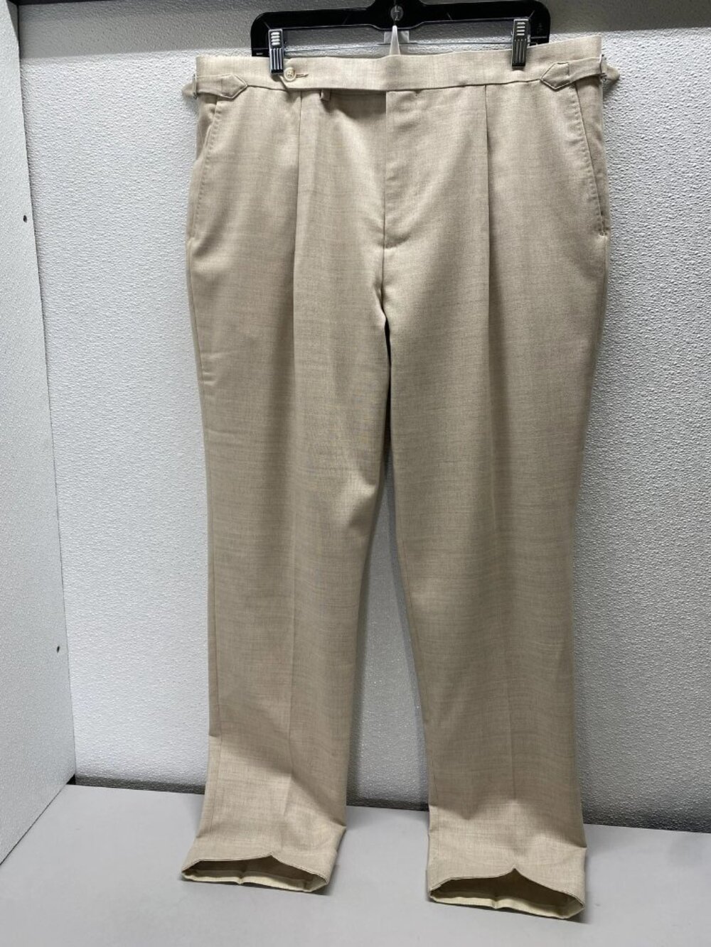 SuitSupply Mens Vigo Slim Leg Tapered Wool Pants Size 40x 33 Sand